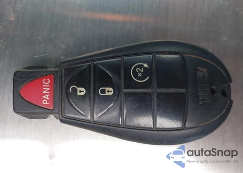 2021 Ram 1500 Classic Tradesman 4X4 6'4 Box z USA, uszkodzony, nr VIN 1C6RR7FG9MS556741